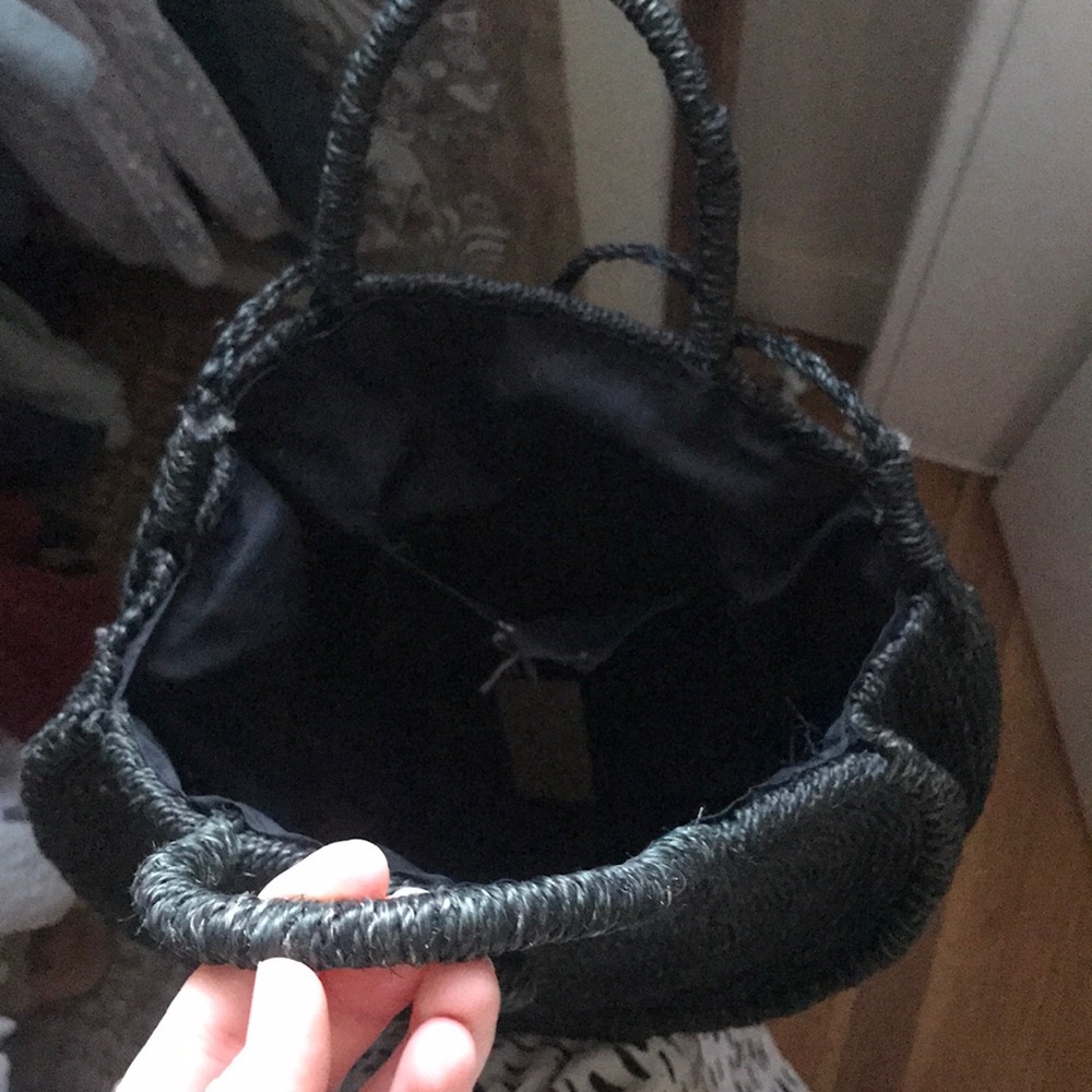 ABACA ROUND WOVEN BAG - Picture 3 of 3